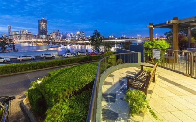 River Plaza Apartments
