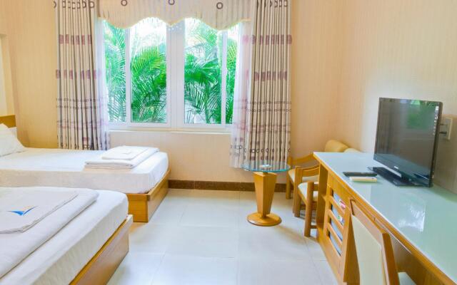 Mui Tau Hotel – Guest Rooms – Phan Ri Cua