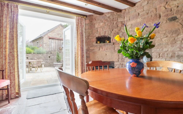 Rodley Manor Cottage, Bloemuns