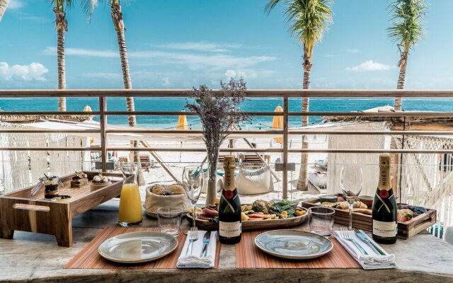 Epic Oceanfront Puerto Morelos