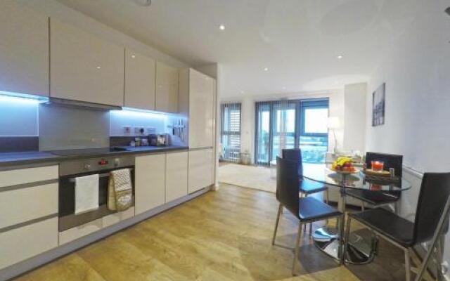 West Side Apartments -Brentford, London