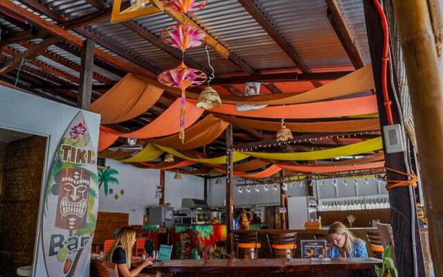 Chill Out Hostel Boracay