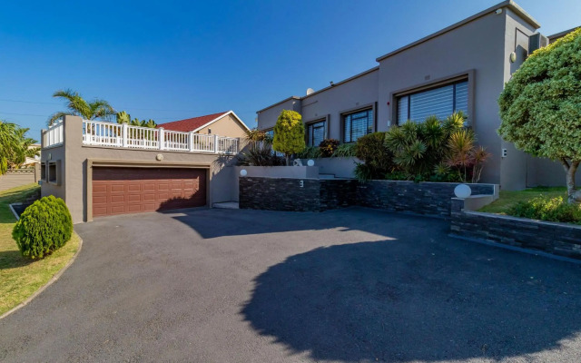 Vista Oceana – 4 Bedroom, Uvongo, Manaba Beach