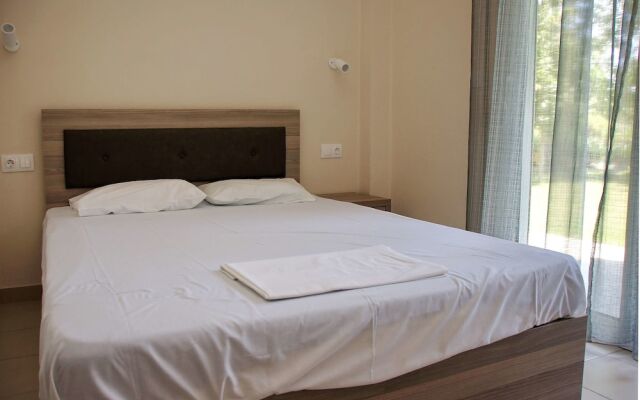 Priona Rooms