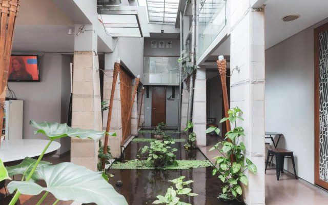 Tibera Hotel Cibeunying