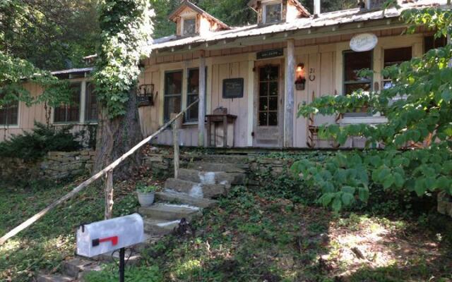 Deer Meadow Cabin by Story Book Lodging