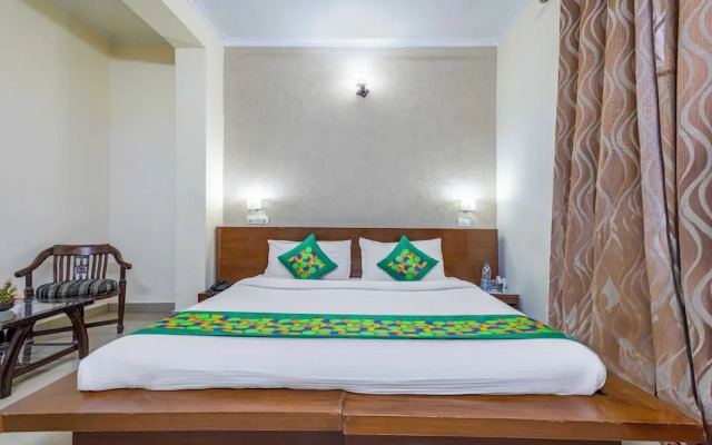 Hotel The Grand By OYO Rooms