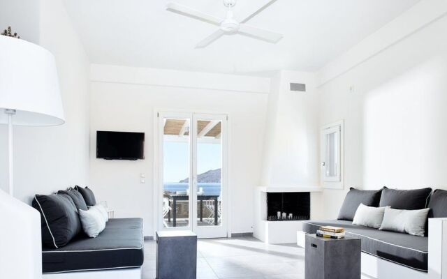 Eneos Kythnos Beach Villas