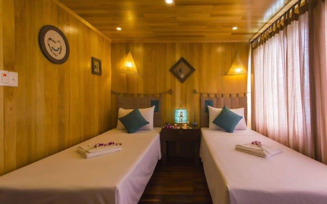 Secret Halong Cruise
