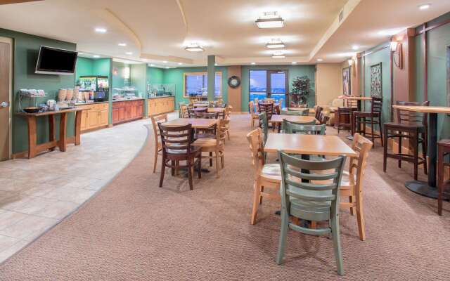 AmericInn by Wyndham Laramie Near University of Wyoming