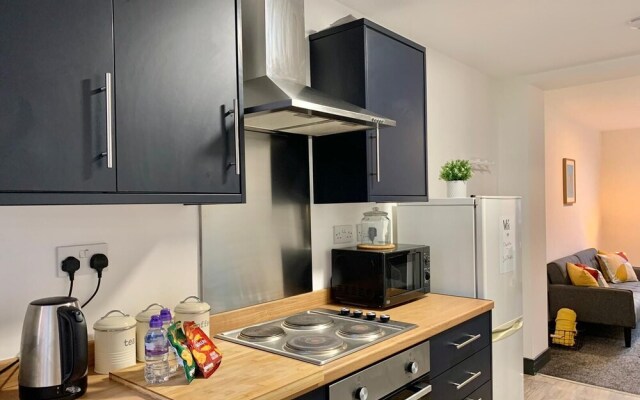 Flat 2, 3 Saville Place