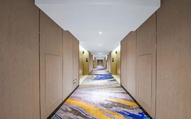 Vienna Hotel (Herringle Mengniu)