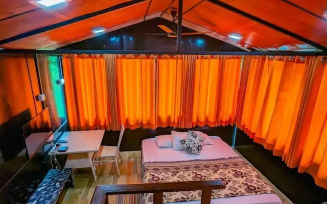 Ella Deck Resort