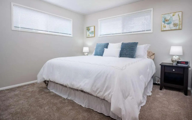 Walnut Bungalow East