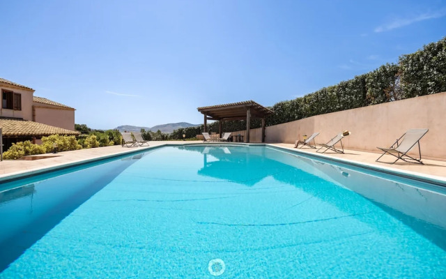 Villa sui Colli Ericini con Piscina