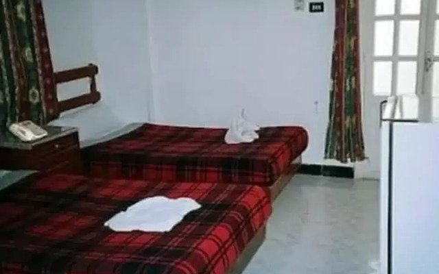 Seasons Hotel