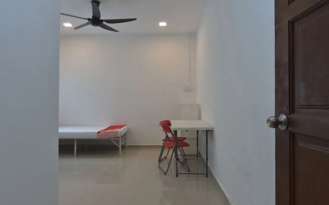 OYO 90889 Narasindo Cottage