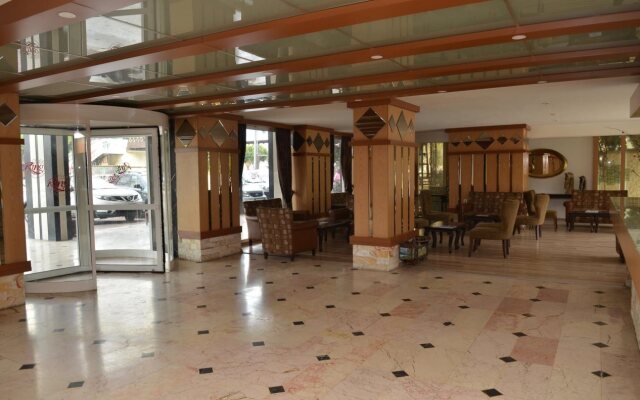 Bulvar Hotel
