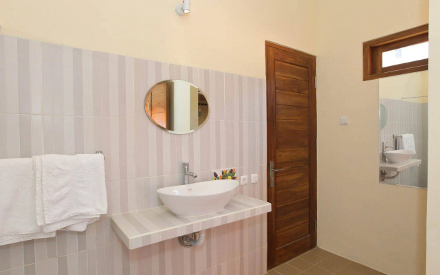 Villa Agung Beach Inn
