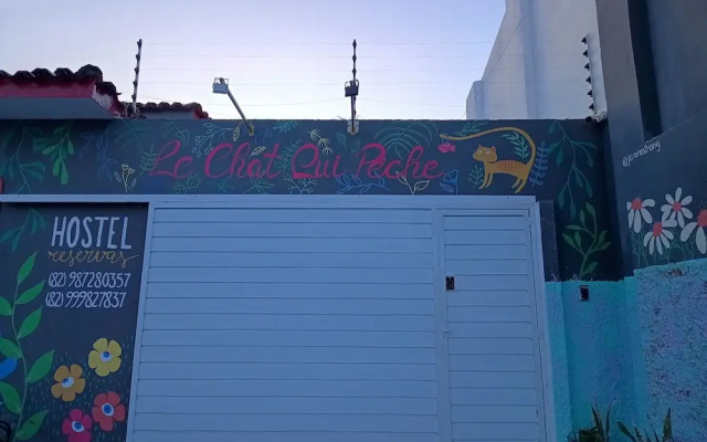 Le Chat Qui Peche Hostel