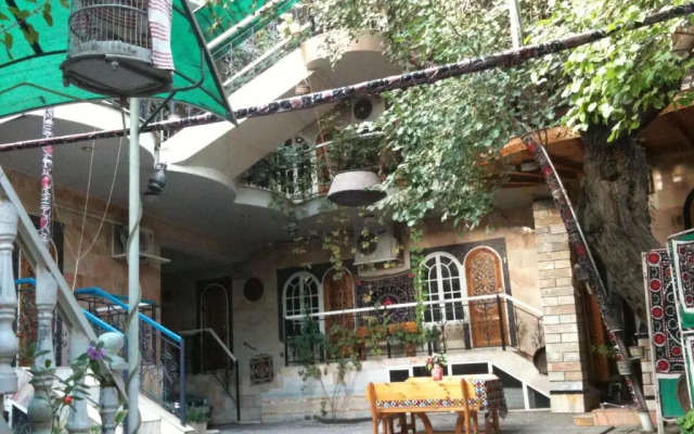 Guest House