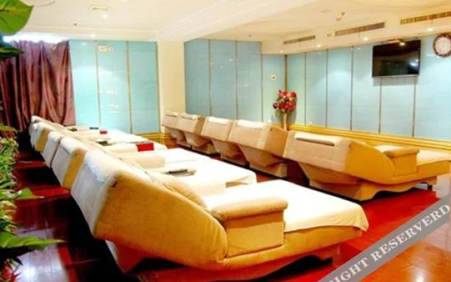 Xiangyang Oriental Hawaii Holiday Hotel