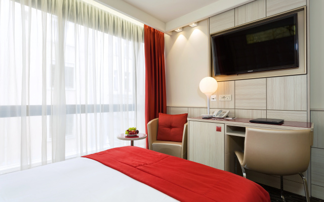 St Gotthard Hotel - Image 4