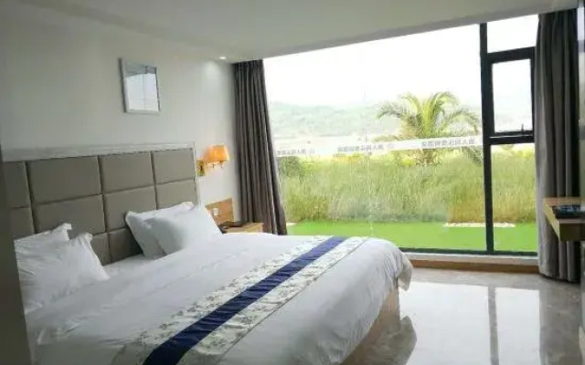 Weicheng Holiday Hotel