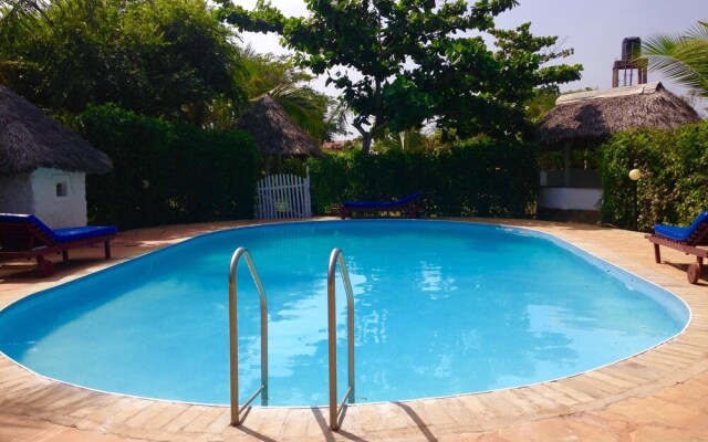 Villa Dora and Holly