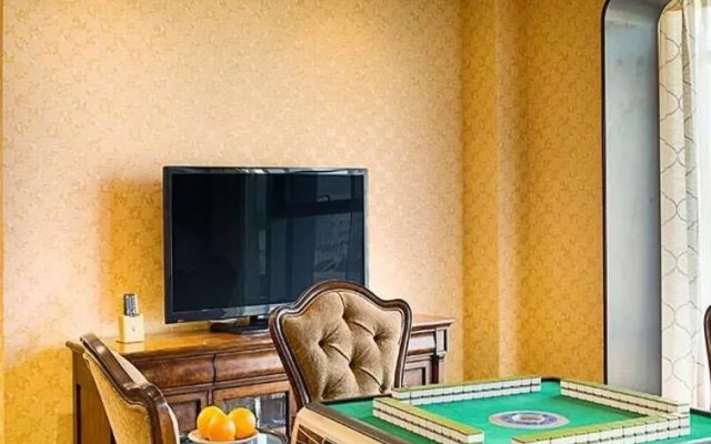 Kunming Oceancube Spa Holiday Hotel