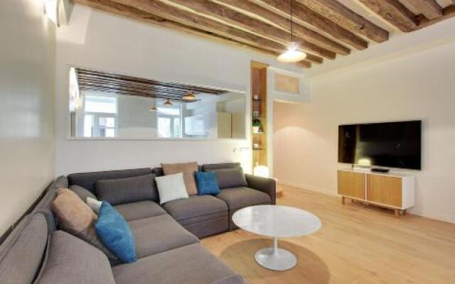 Pick a Flat's Apartment in le Marais - rue Vieille du Temple