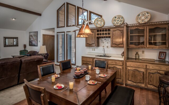 Ruidoso Three-bedroom