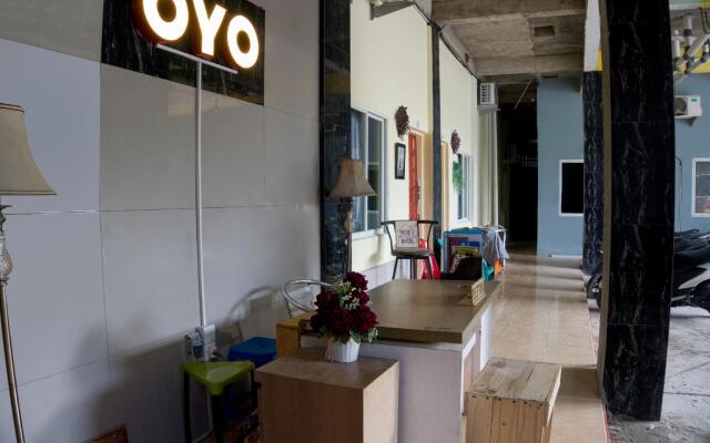 OYO 990 Stadion Residence Syariah