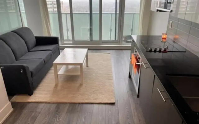 Waterfront Yonge Suites
