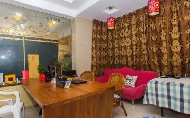Jiayou Apartment