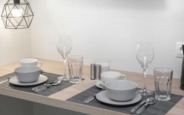 Санди на улице Сколковская 5А