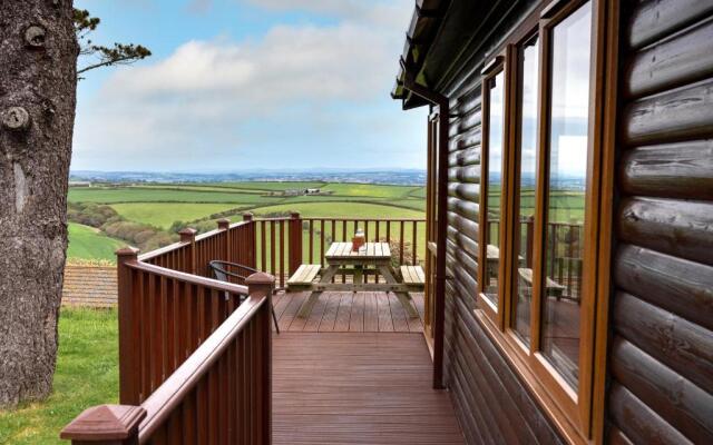 Whitsand Bay Lodge