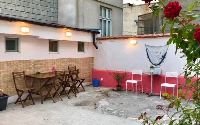 Nomado Hostel