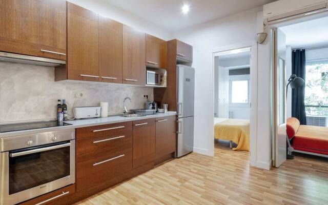 Lovely 1Bed Apt W Balcony In Eixample