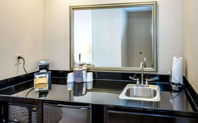Hampton Inn & Suites Montgomery-Downtown