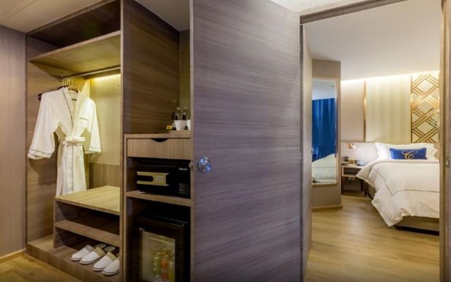GLOW Sukhumvit 5 by Centropolis