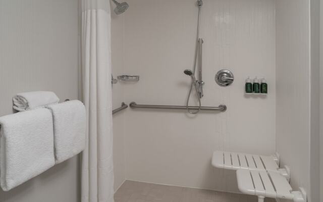 Courtyard Chattanooga Hamilton Place I-75