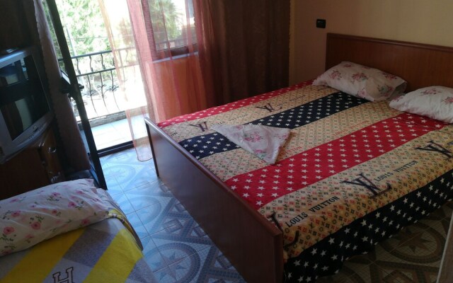Hotel hera
