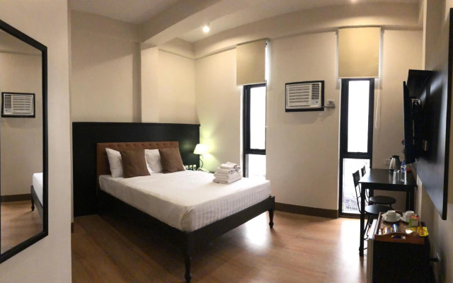 Achievers Airport Hotel