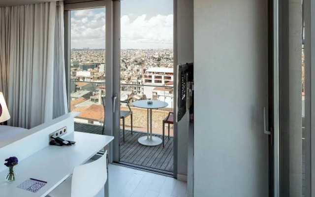 Demirören Istiklal Palas