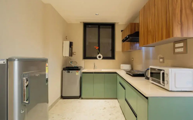 ELIVAAS Kamerios Verano 1 BHK with Pool