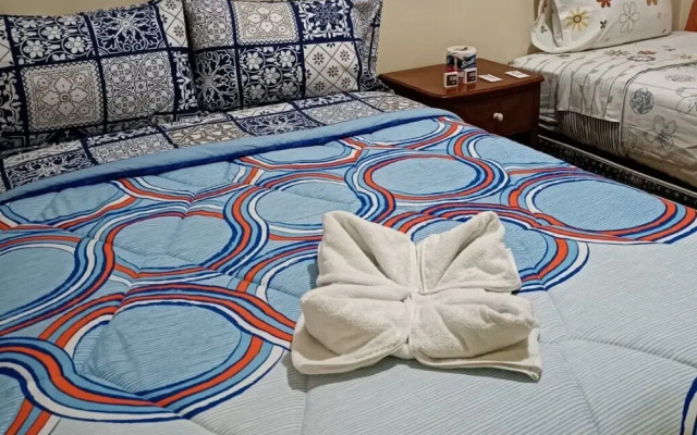 Nice Hostal El Quinche