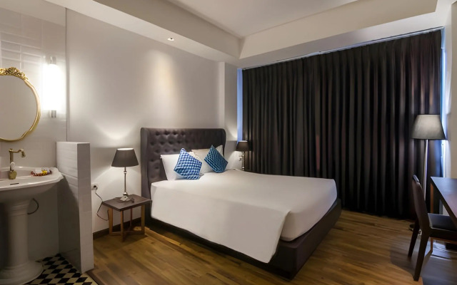 First House Hotel