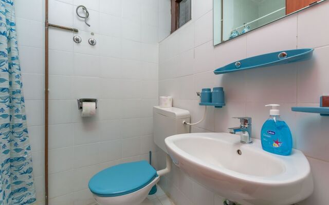 Apartments Maras