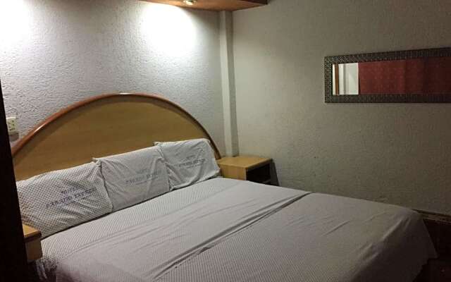 Hotel Paraiso Express